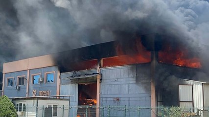 Plastik fabrikasında yangın