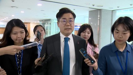 민주 "임성근, '불명예 도주 전역' 시도...후안무치" / YTN