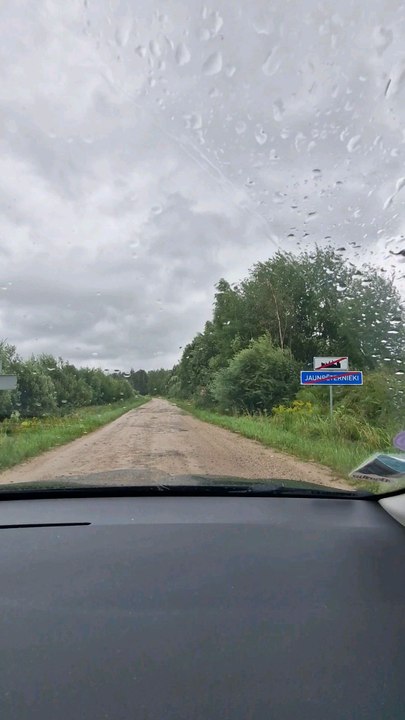 on the road Alain Lettonie