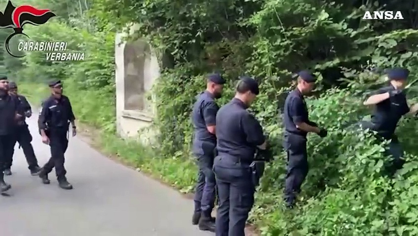 Video Blitz nel bosco dello spaccio nel Vco, arrestati due pusher