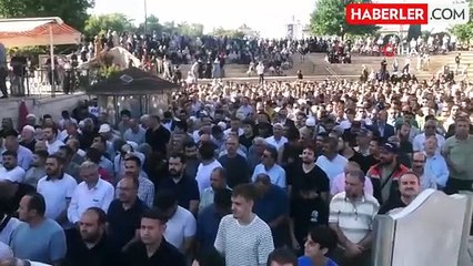 Sivas'ta Haniye için gıyabı cenaze namazı kıldı