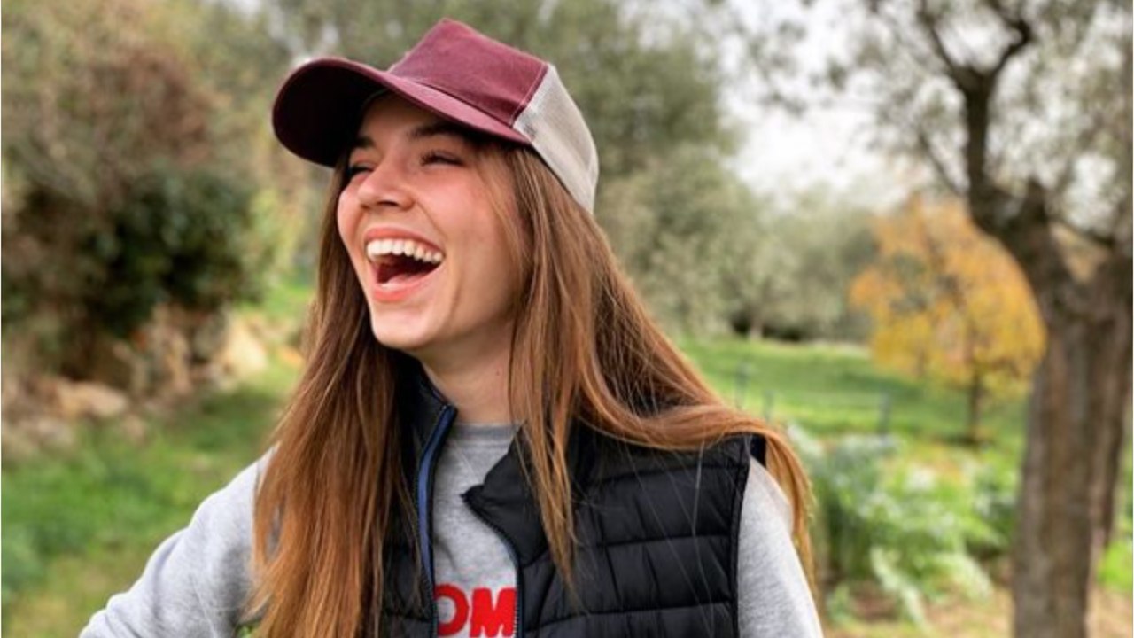 Voici - Miss France 2025 : qui est Mégane Bertaud, Miss Provence 2024 ?