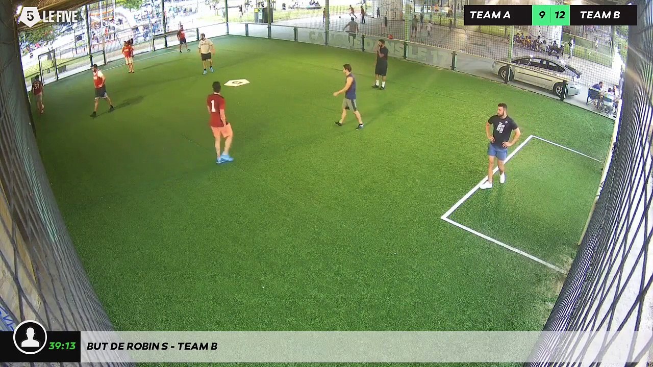 But de Robin S - Team B