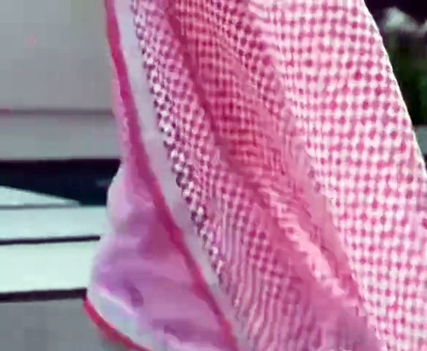 Actress Nayanthara cute video