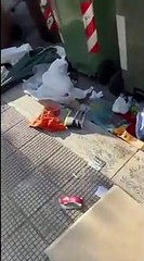 Tải video: Rifiuti a Bari, l'emergenza nel quartiere San Pasquale