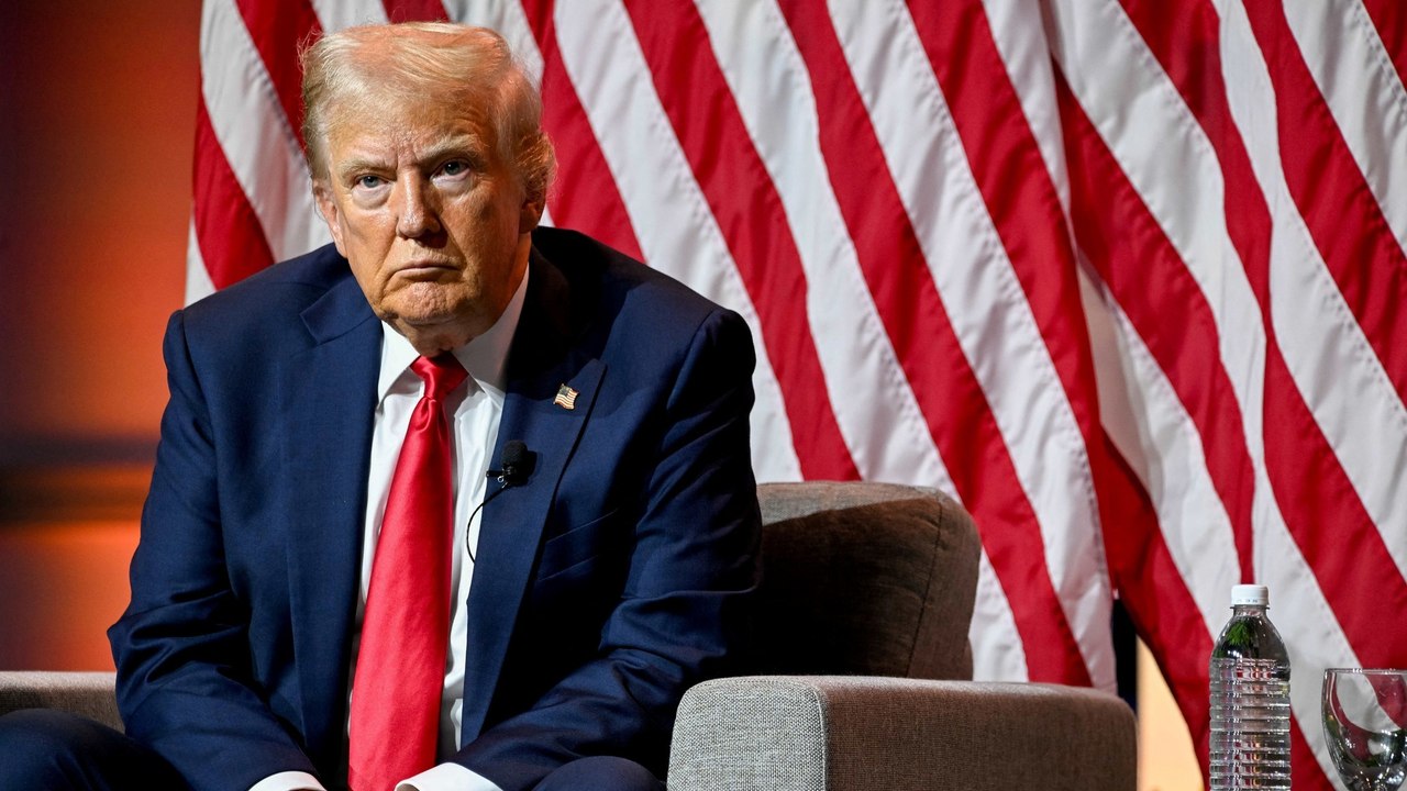 Donald Trump cuestiona la raza de Kamala Harris