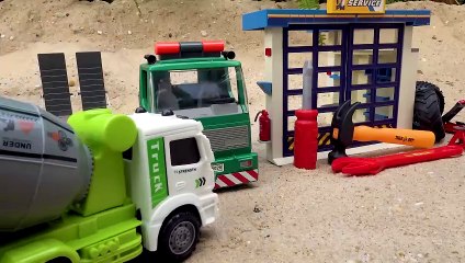 Construction vehicles at work _ Excavator and dump truck install traffic lights _ BIBO TOYS