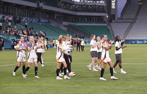 AR OOV FOOTBALL WOMEN 310724