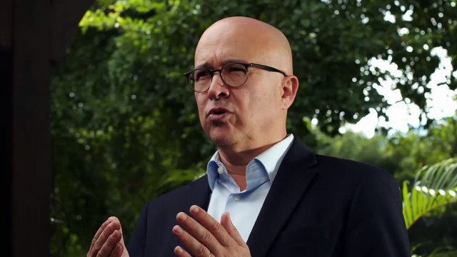 Francisco Domínguez Brito anuncia su candidatura a la presidencia del Partido de la Liberación Dominicana (PLD).