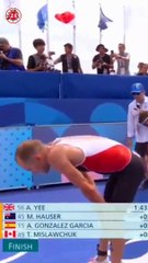 Atletas enfermos tras competencia en el río Sena