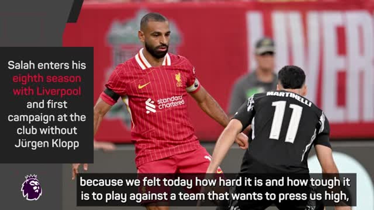 Slot praises Liverpool role model Salah