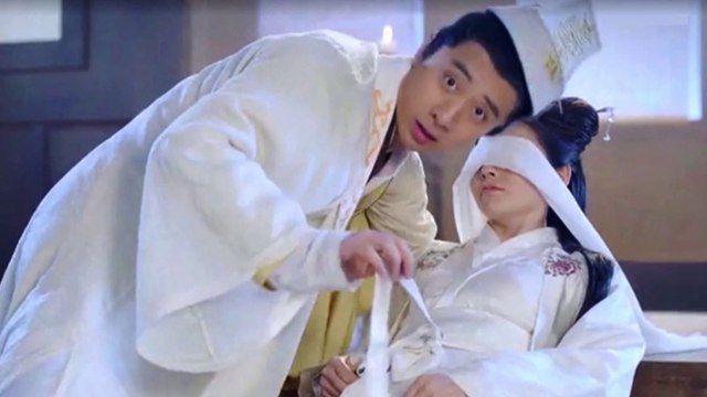 The Return of Condor Heroes 神鵰俠侶 Comic Manga AI Anime He discovered blindfolded Xiaolongnu, after traveling through time and space and becoming Yin Zhiping 穿越成尹志平，發現身前是被蒙住雙眼的小龍女