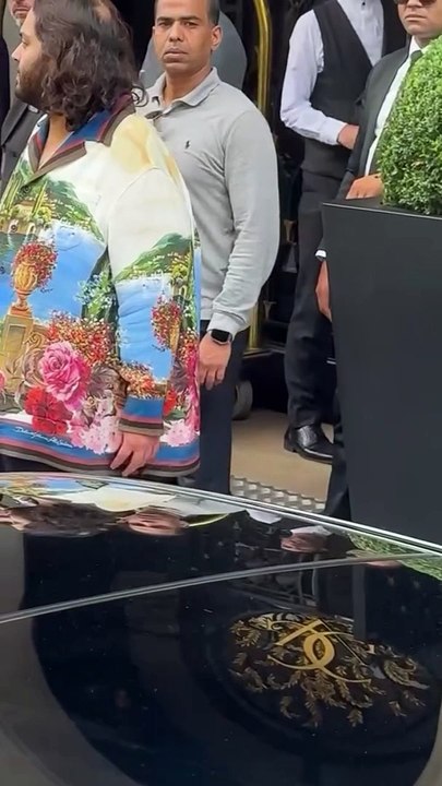 Newly weds Anant and Radhika in Paris Olympics ✨  #AnantRadhikaCelebration #ARWeddingCelebrations #AnantRadhikaWedding #anantandradhika #anantambaniwedding #anantwedsradhika #AnantRadhika #radhikamerchant #anantambaniradhikamerchantwedding #AnantRadhikaWe