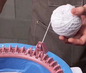 Recycling old jeans into yarn! Wow!