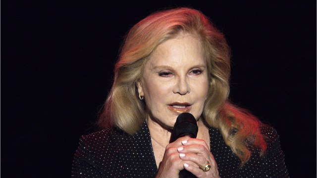 GALA VIDEO - Sylvie Vartan cartonne sur TikTok, sa petite-fille Ilona Smet est fière !