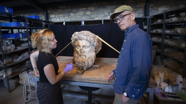 Aphrodisias Kazı Başkanı Prof. Dr. Smith, sıra dışı buluntu Zeus başını anlattı