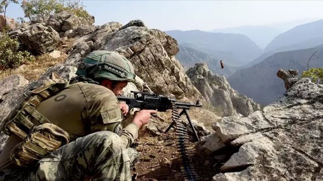 MSB: Irak ve Suriye’nin kuzeyi dahil, son 1 haftada 67 terörist etkisiz hale getirildi