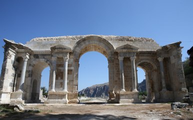 “Yenilmez Şehir”de yeni sezon kazıları başladı