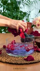 She made natural lipstick out of flowers