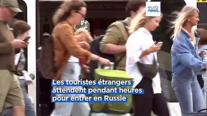 Estonie : la longue attente pour entrer en Russie
