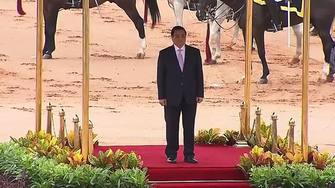 PM Modi Live: Prime Minister Narendra Modi attends ceremonial welcome for PM Pham Minh Chinh of Vietnam at Rashtrapati Bhavan. #vietnam​ #pmmodi​ #narendramodi​