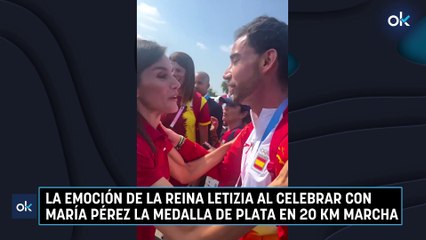 La emoción de la Reina Letizia al celebrar con María Pérez la medalla de plata en 20 km marcha