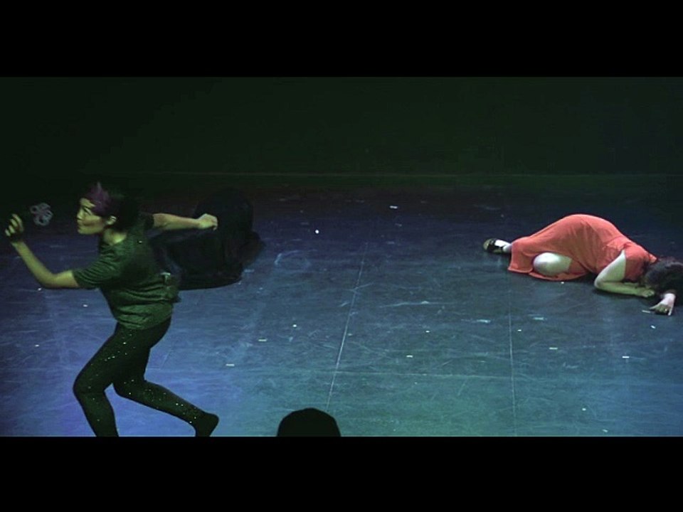 Cours de théâtre à Paris : Avenue du spectacle/  spectacle de fin d'année 2024 : Le songe d'une nuit d'été, mis en scène par Adrien CONSTANCIAS