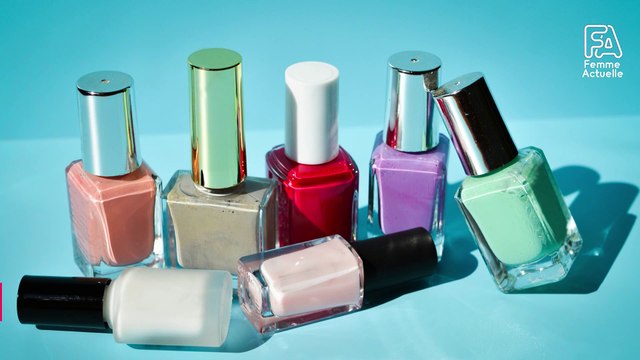 Découvrez les 5 couleurs de vernis tendance pour les orteils cet été