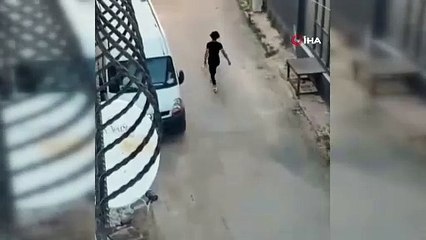 Köpeğine işkence eden şahsın görüntüsüne tepki yağdı! Hayvanseverler nerede?