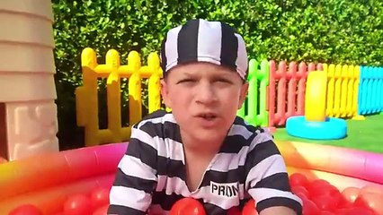 Police Adventure Stories with Oliver and Mom