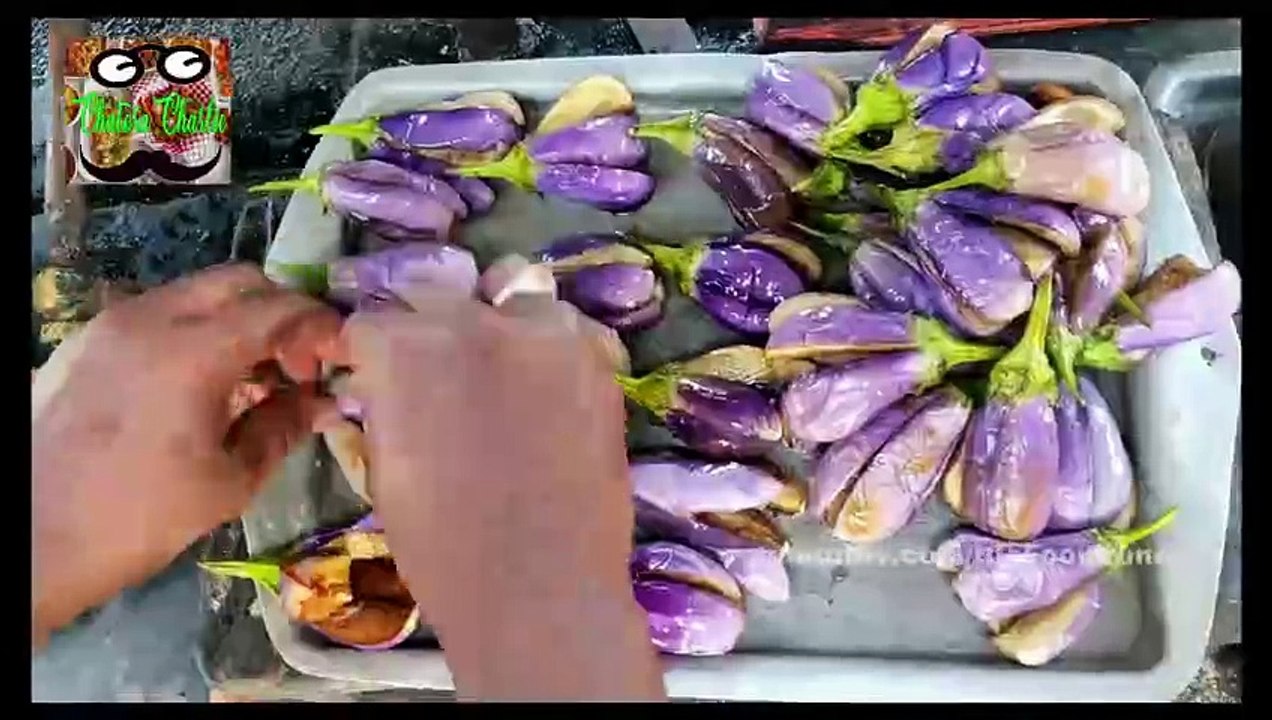 Have you ever eaten brinjal pakora like this_