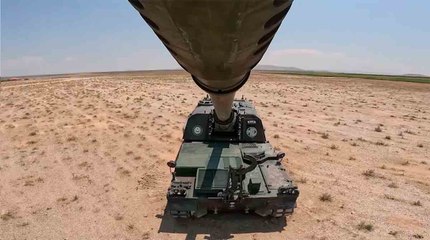 ビデオ: トルコ、新しい155mmハイブリッド榴弾砲GÜRHANの射撃テストを公開