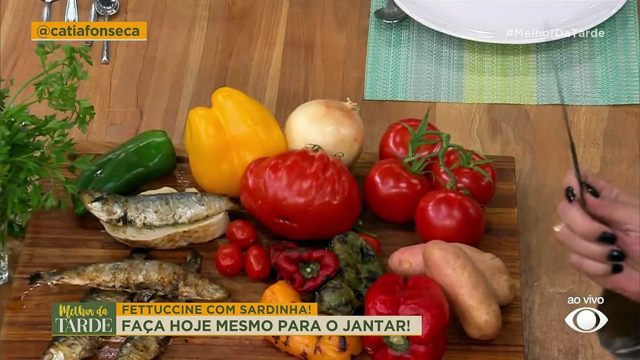 Você conhece o tomate-coração-de-boi? A Catia Fonseca amou! | Band Receitas