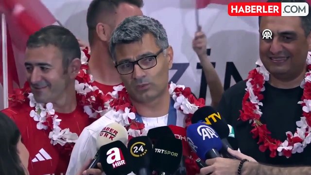 Paris 2024 Olimpiyat Oyunları'nda Gümüş Madalya Kazanan Yusuf Dikeç Türkiye'ye Döndü