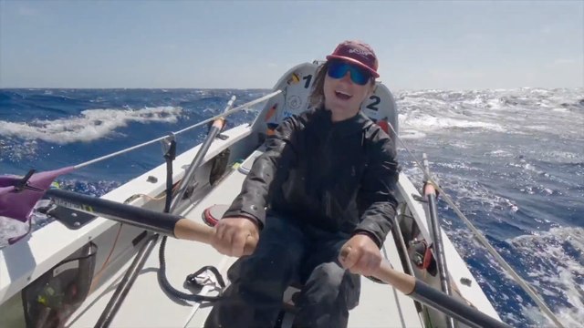 À 17 ans, Lena Kurbiel devient la plus jeune personne à avoir traversé le Pacifique à la rame