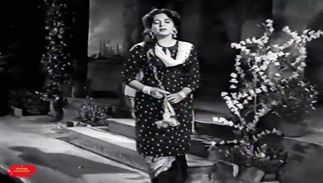 Pakistan Punjabi movie song |DILA THEHAR JA YAAR DA NAZARA LAIN DE - MUNIR HUSSAIN - FILM MUKHRA