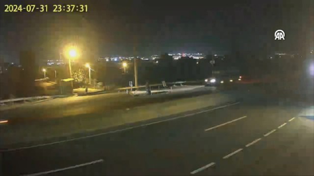 Kaza anı kamerada: Yalova'da ehliyetsiz sürücünün çarptığı baba ve oğlu öldü