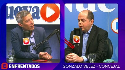Enfrentados - Gonzalo Vélez