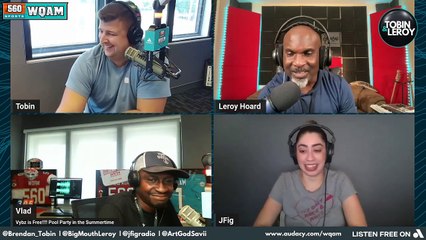 Dolphins DE Jaelan Phillips documents Racoon activities in the wild