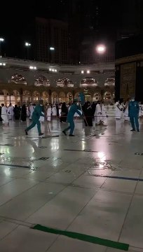 SubhanAllah ❤️ MasahAllah ❤️❤️#shorts #youtubeshorts #makkhamadina #islamicstatus #whatsappstatus