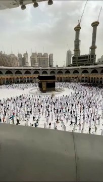 SubhanAllah ❤️ MasahAllah ❤️❤️#shorts #youtubeshorts #makkhamadina #islamicstatus #whatsappstatus