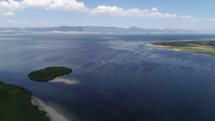 Eğirdir Gölü bölünüyor! 1,2 kilometre kaldı...