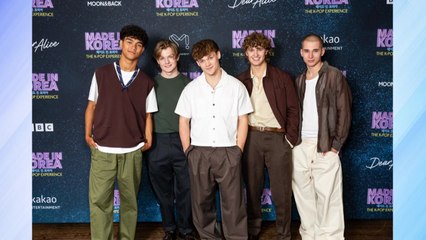 SM 제작 첫 영국 보이그룹 '디어 앨리스' 첫선 / YTN