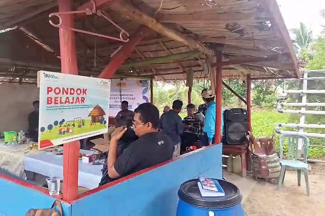 Unsri dan Spora Institute Beri Pelatihan Pupuk Cair