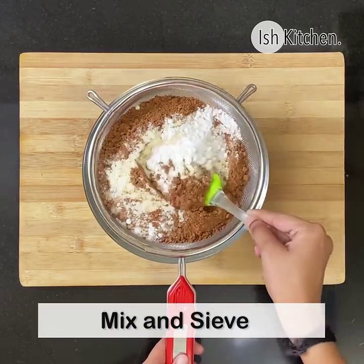 Dairy milk chocolate homemade recipe in 10 minutes - home made milk chocolate with hershey's cocoa