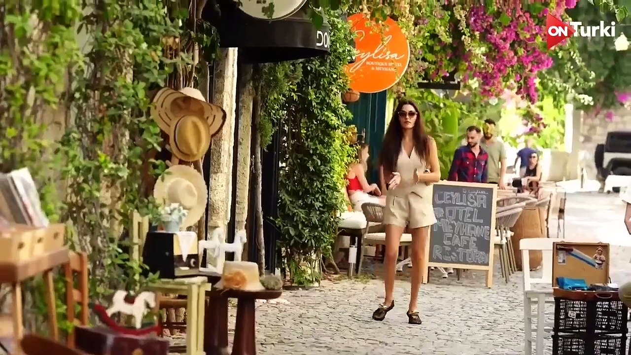 كواليس تصوير فيلم دعها للرياح بطولة هاندا ارتشيل وباريش اردوتش HD
