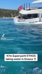 Mega yacht affondato in Grecia