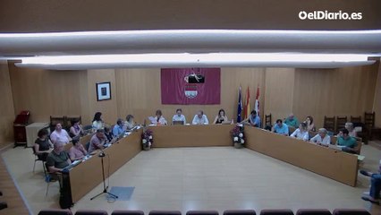 Un alcalde del PP prohíbe decir "extrema derecha" en el Pleno de una localidad de Valladolid