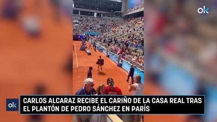 Carlos Alcaraz recibe el cariño de la Casa Real tras el plantón de Pedro Sánchez en París