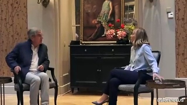 Parigi, Meloni incontra Bach (CIO): tra i temi l'equit? nelle gare